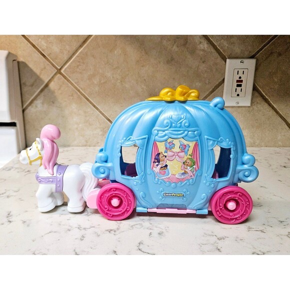 Fisher Price Little People Disney Princess Cinderalla's Dancing Carriage Playset - Picture 3 of 11